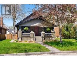 6 WINDSOR CRESCENT - 49