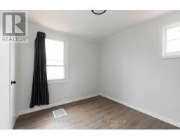 1877 ROYAL CRESCENT - 10