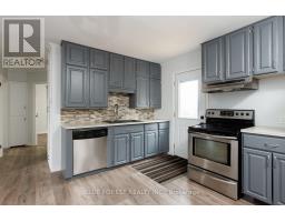 1877 ROYAL CRESCENT - 8