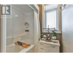 59 FREEMAN LANE - 32