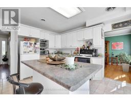 586 MIDDLEWOODS DRIVE - 14