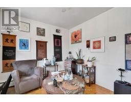 586 MIDDLEWOODS DRIVE - 18