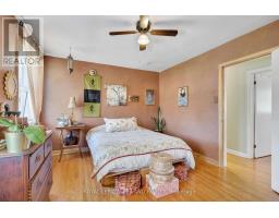 586 MIDDLEWOODS DRIVE - 21