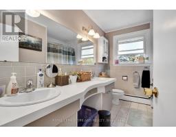 586 MIDDLEWOODS DRIVE - 27