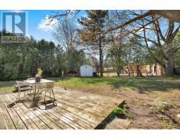 586 MIDDLEWOODS DRIVE - 35