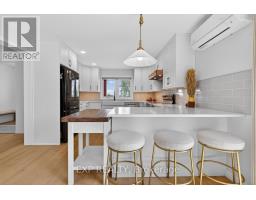 37008 THIRD LINE - 11