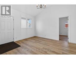 37008 THIRD LINE - 35