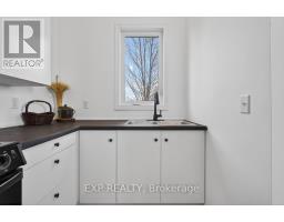 37008 THIRD LINE - 37