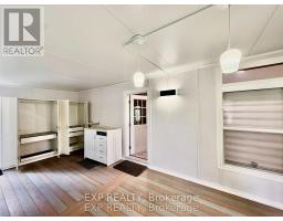 923590 ROAD 92 ROAD - 42