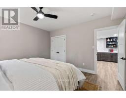 10331 SHERWOOD CRESCENT - 17