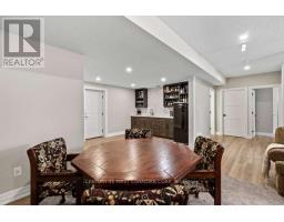 10331 SHERWOOD CRESCENT - 24