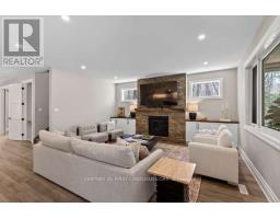 10331 SHERWOOD CRESCENT - 33