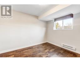 9 MCLACHLIN PLACE - 32