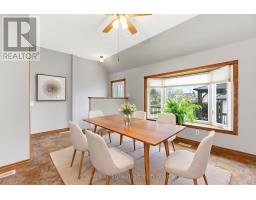 484 CARLING STREET - 13