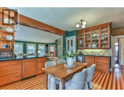 806 WATERLOO STREET - 12