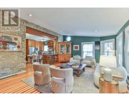 806 WATERLOO STREET - 21