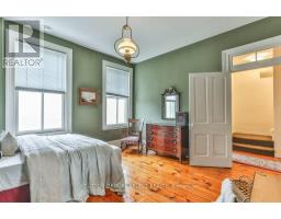 806 WATERLOO STREET - 25