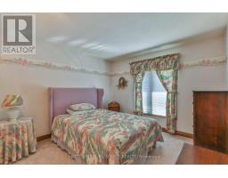 25 FARMINGTON TERRACE - 32