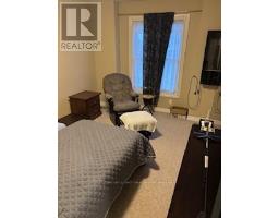 4 SOUTHGATE PARKWAY - 12