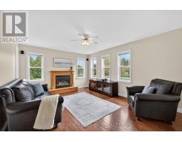 149 SALISBURY DRIVE - 11