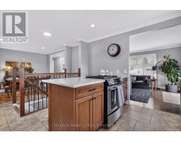 281 TWEEDSMUIR AVENUE - 11