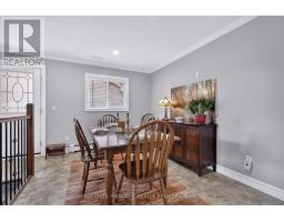 281 TWEEDSMUIR AVENUE - 13