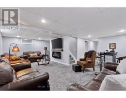 281 TWEEDSMUIR AVENUE - 25