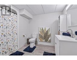 281 TWEEDSMUIR AVENUE - 29