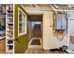 281 TWEEDSMUIR AVENUE - 31