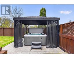 281 TWEEDSMUIR AVENUE - 38