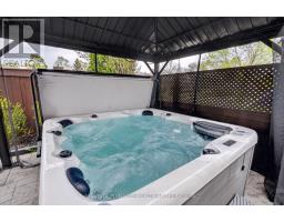 281 TWEEDSMUIR AVENUE - 39