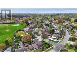 281 TWEEDSMUIR AVENUE - 46