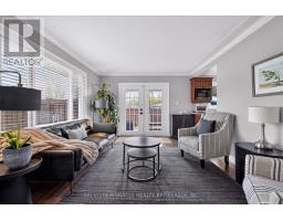 281 TWEEDSMUIR AVENUE - 7