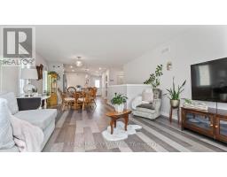 60 ASHBERRY PLACE - 12