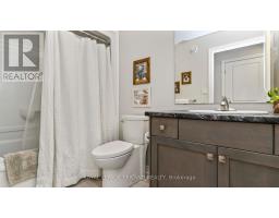 60 ASHBERRY PLACE - 13
