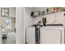 60 ASHBERRY PLACE - 16