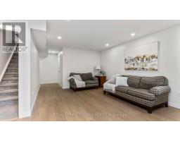 60 ASHBERRY PLACE - 19