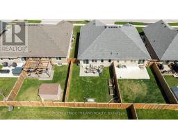 60 ASHBERRY PLACE - 36