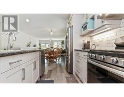 60 ASHBERRY PLACE - 7
