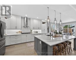 761 HICKORYSTICK KEY - 10