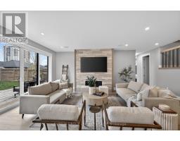 761 HICKORYSTICK KEY - 13