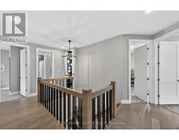761 HICKORYSTICK KEY - 18