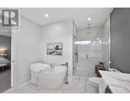 761 HICKORYSTICK KEY - 22