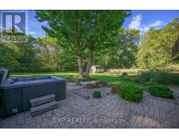 526 TALBOT ROAD - 17