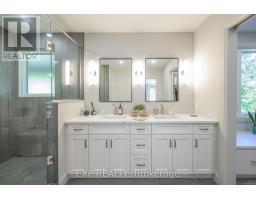 526 TALBOT ROAD - 34