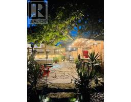 298 SUNSET DRIVE - 44