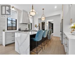 1625 WARBLER WOODS WALK - 23