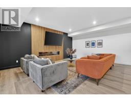 1625 WARBLER WOODS WALK - 44