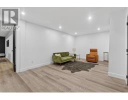 1625 WARBLER WOODS WALK - 48