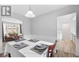 35 ROLLSCOURT GARDENS - 12